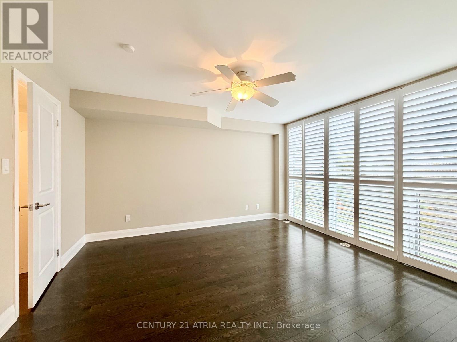 110 Little Creek Road, Mississauga, Ontario  L5R 0E9 - Photo 16 - W12484900
