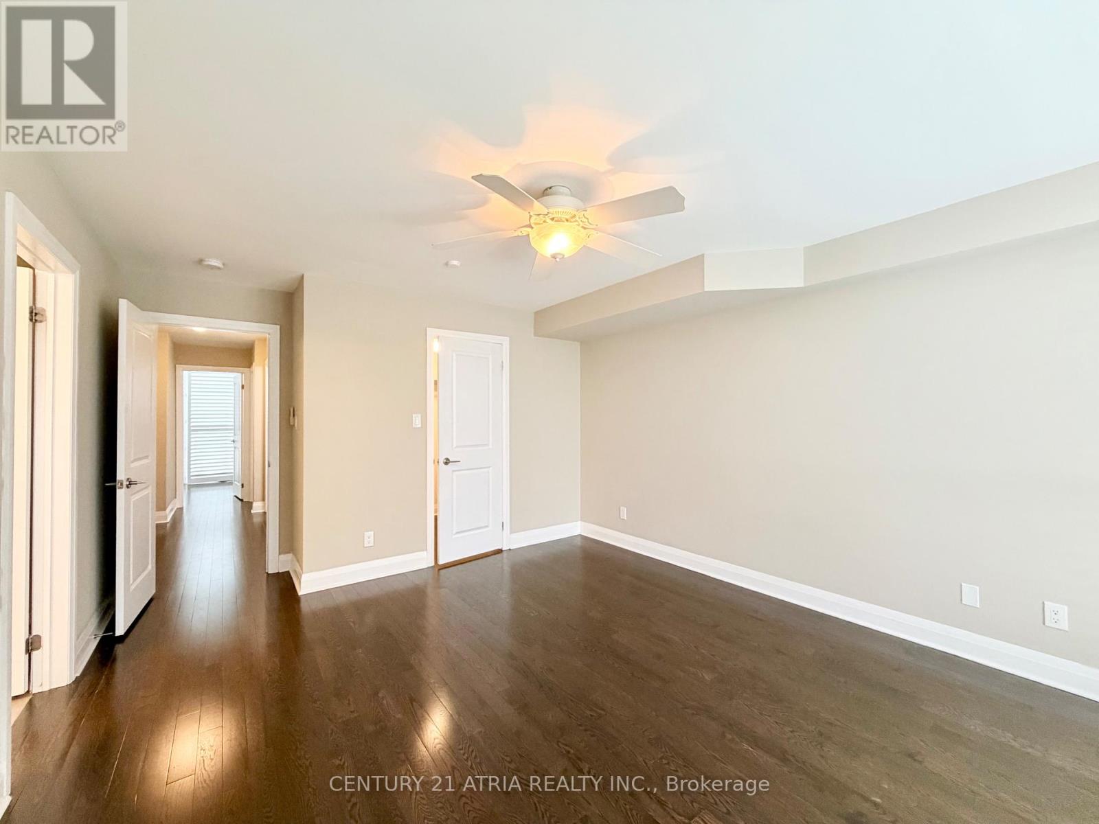 110 Little Creek Road, Mississauga, Ontario  L5R 0E9 - Photo 18 - W12484900