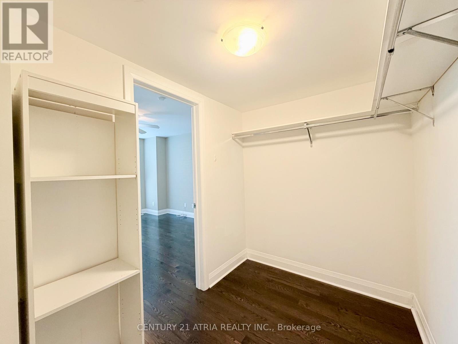 110 Little Creek Road, Mississauga, Ontario  L5R 0E9 - Photo 22 - W12484900