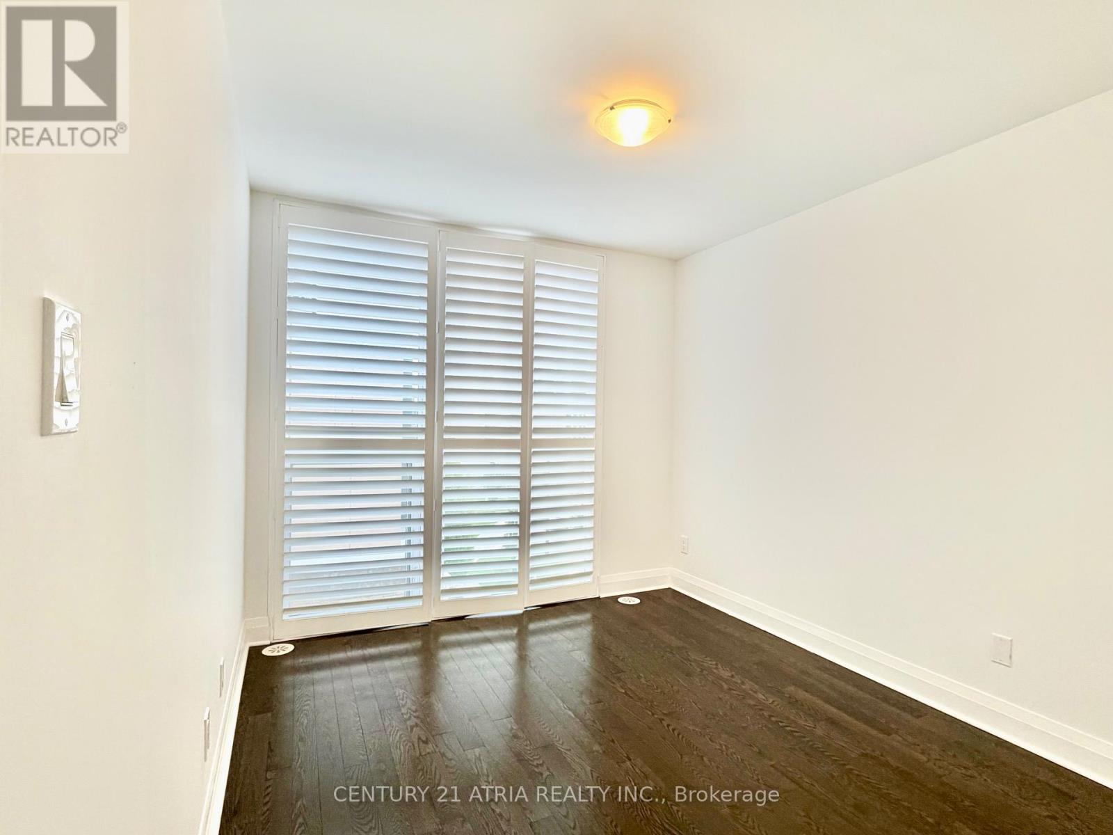 110 Little Creek Road, Mississauga, Ontario  L5R 0E9 - Photo 23 - W12484900