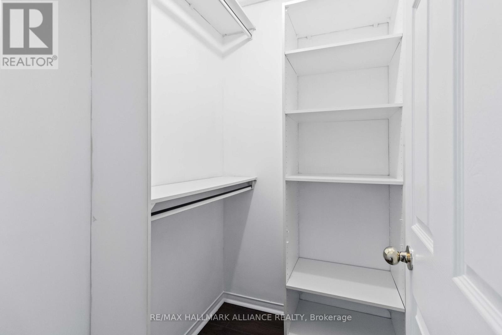 35 - 1591 South Parade Court, Mississauga, Ontario  L5M 6G1 - Photo 19 - W12484903