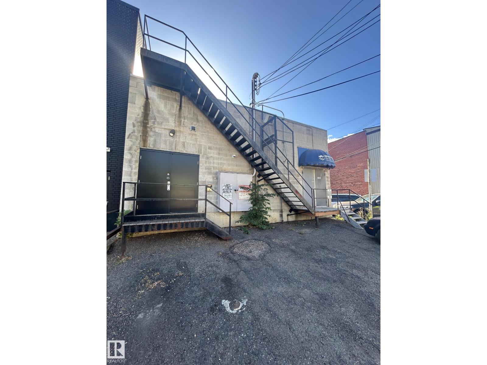 10806 82 Av Nw, Edmonton, Alberta  T6E 2B3 - Photo 3 - E4463710