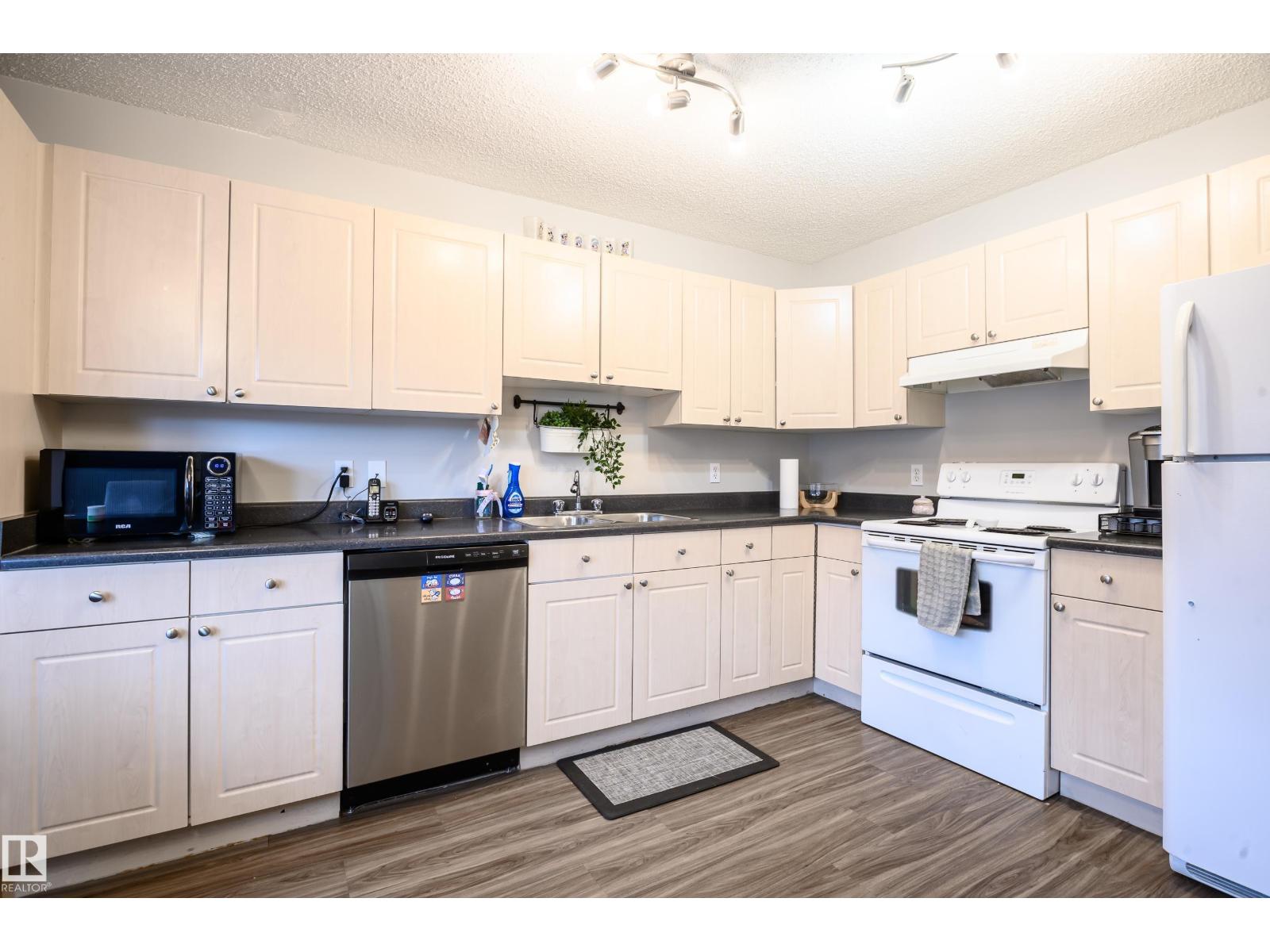 168 Hemingway Rd Nw Nw, Edmonton, Alberta  T6M 2Y8 - Photo 11 - E4463711