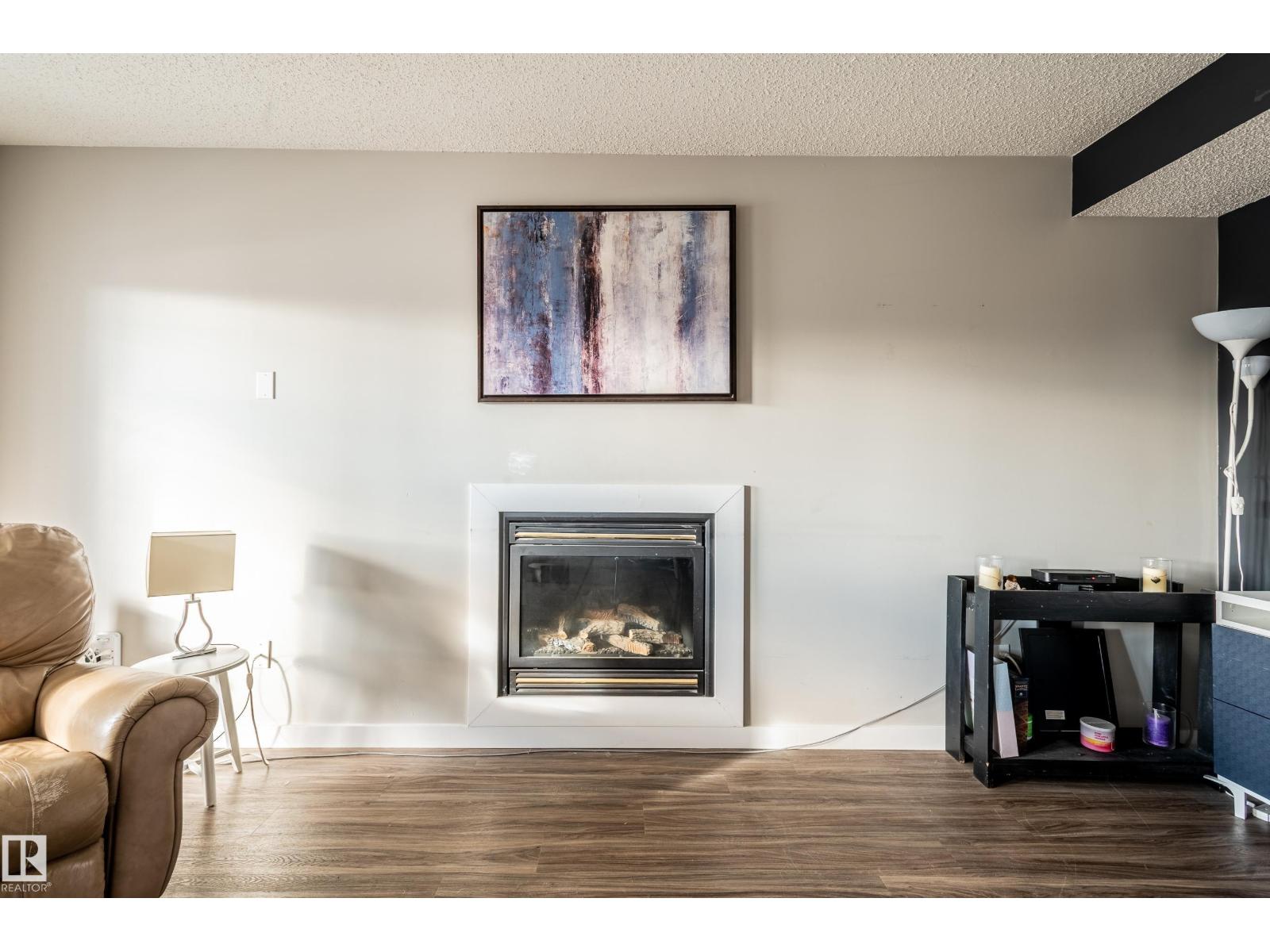 168 Hemingway Rd Nw Nw, Edmonton, Alberta  T6M 2Y8 - Photo 5 - E4463711