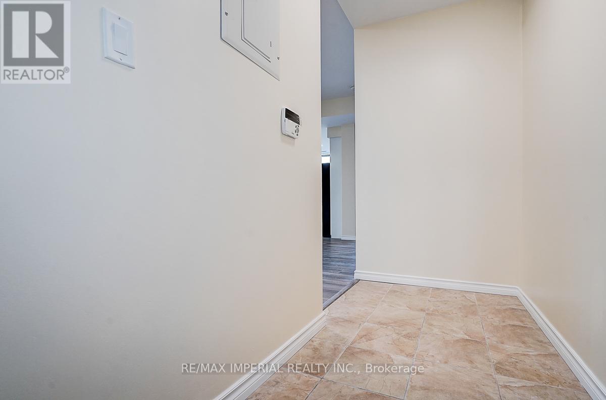 3405 - 832 Bay Street, Toronto, Ontario  M5S 1Z6 - Photo 8 - C12484908