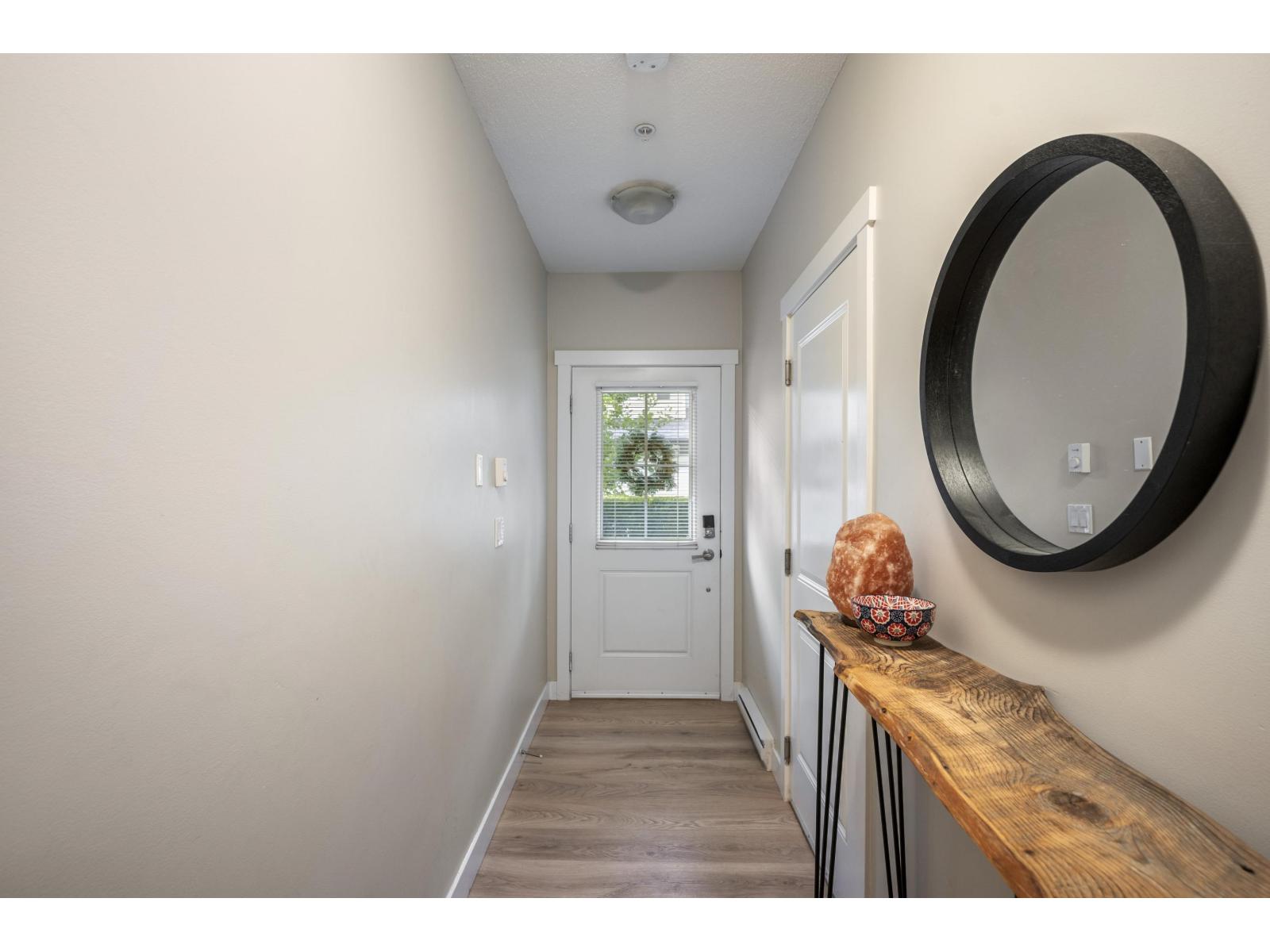 52 4967 220 Street, Langley, British Columbia  V3A 0G3 - Photo 2 - R3061905