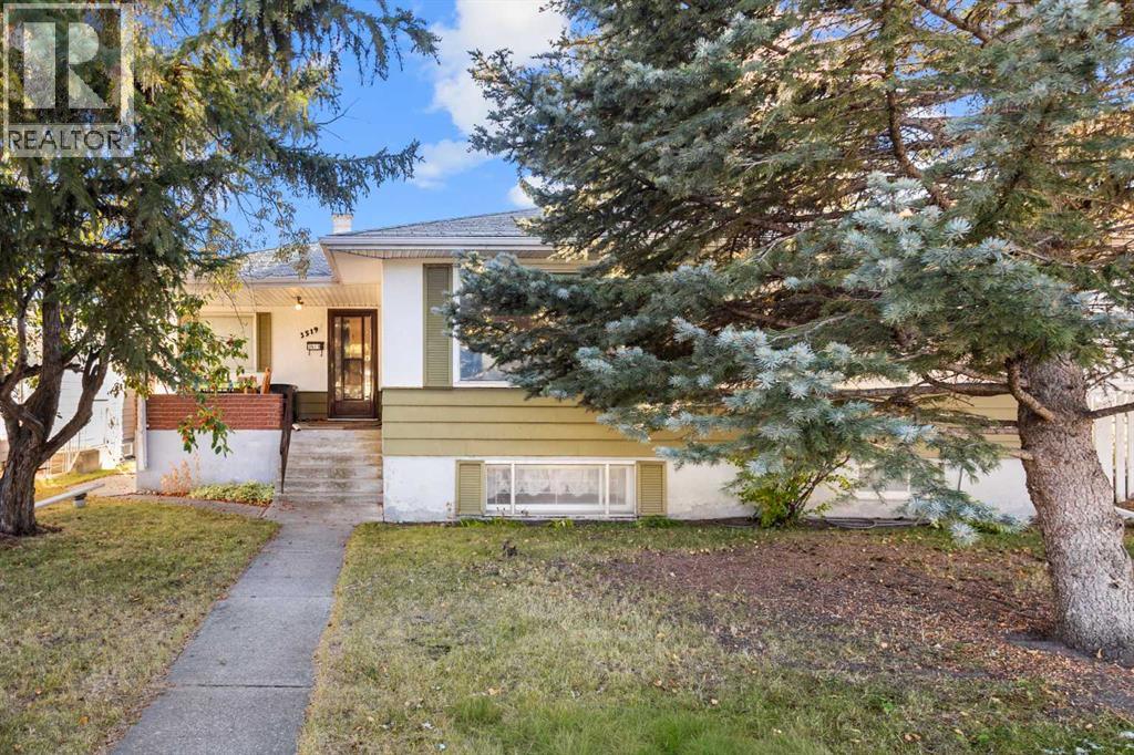 3519 34 Avenue Sw, Calgary, Alberta  T3E 0Z6 - Photo 3 - A2264740