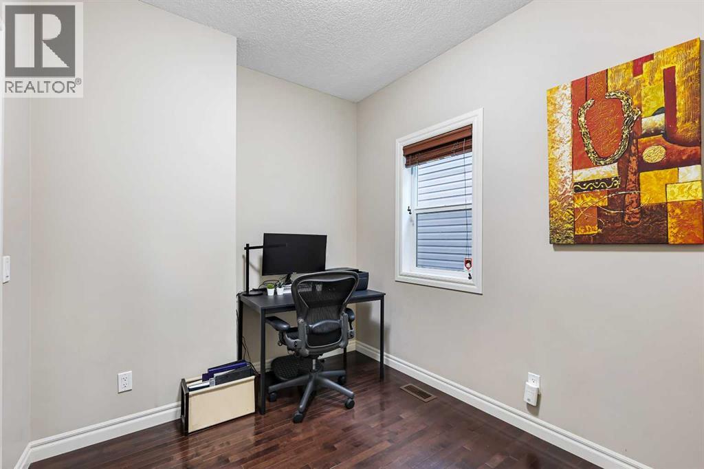 341 Bridleridge View Sw, Calgary, Alberta  T2Y 0E6 - Photo 18 - A2266291