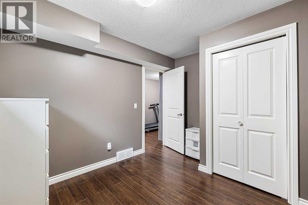 341 Bridleridge View Sw, Calgary, Alberta  T2Y 0E6 - Photo 39 - A2266291