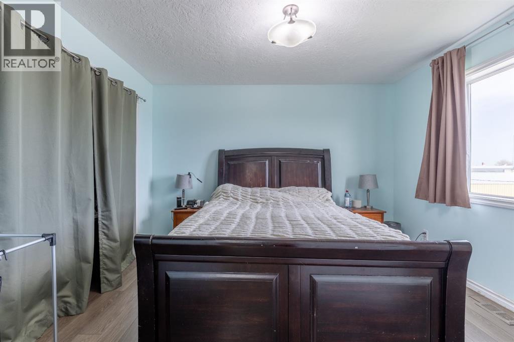 168 3 Street W, Cardston, Alberta  T0K 0K0 - Photo 10 - A2265749