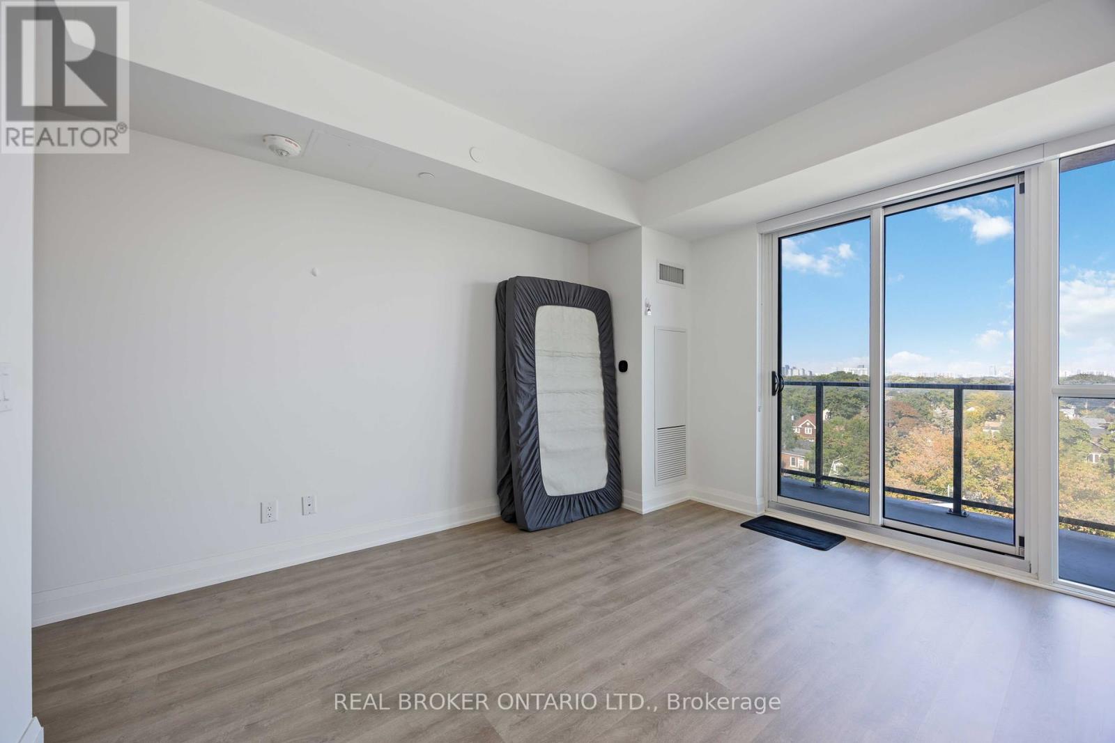 705 - 2369 Danforth Avenue, Toronto, Ontario  M4C 0B1 - Photo 7 - E12448179