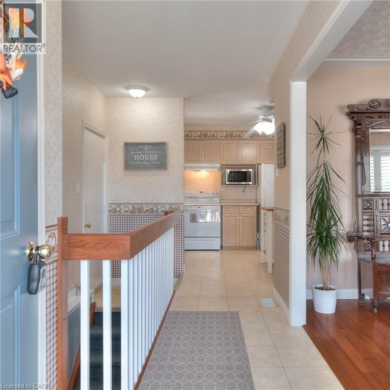 621 Sprucehurst Crescent, Waterloo, Ontario  N2V 2E3 - Photo 7 - 40775492