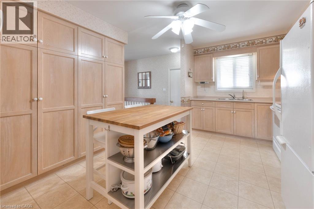 621 Sprucehurst Crescent, Waterloo, Ontario  N2V 2E3 - Photo 12 - 40775492