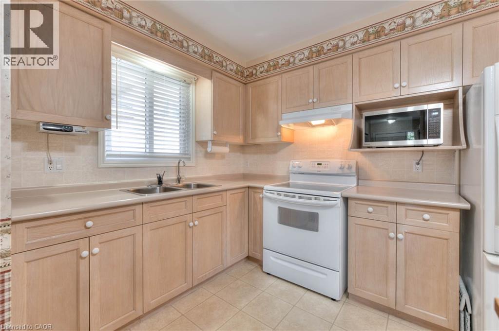 621 Sprucehurst Crescent, Waterloo, Ontario  N2V 2E3 - Photo 14 - 40775492