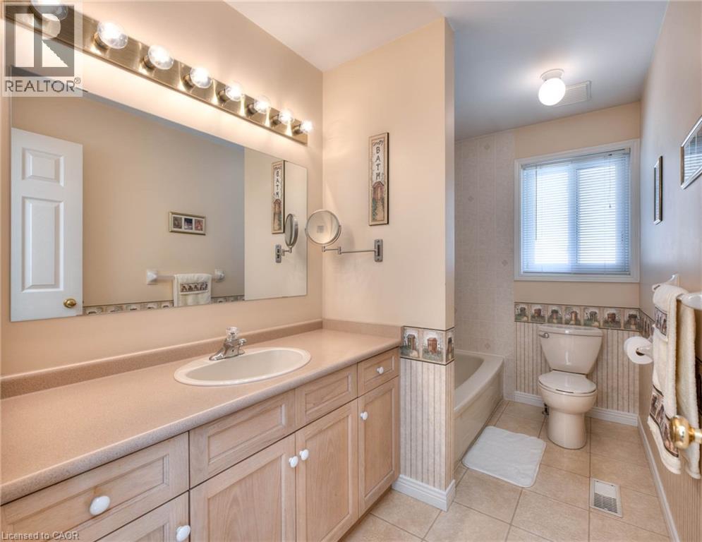 621 Sprucehurst Crescent, Waterloo, Ontario  N2V 2E3 - Photo 20 - 40775492