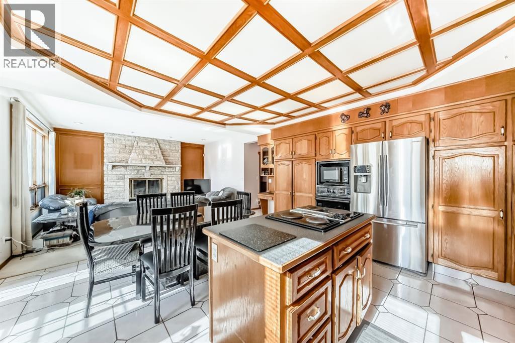 17 Santana Manor Nw, Calgary, Alberta  T3K 3M4 - Photo 10 - A2260143