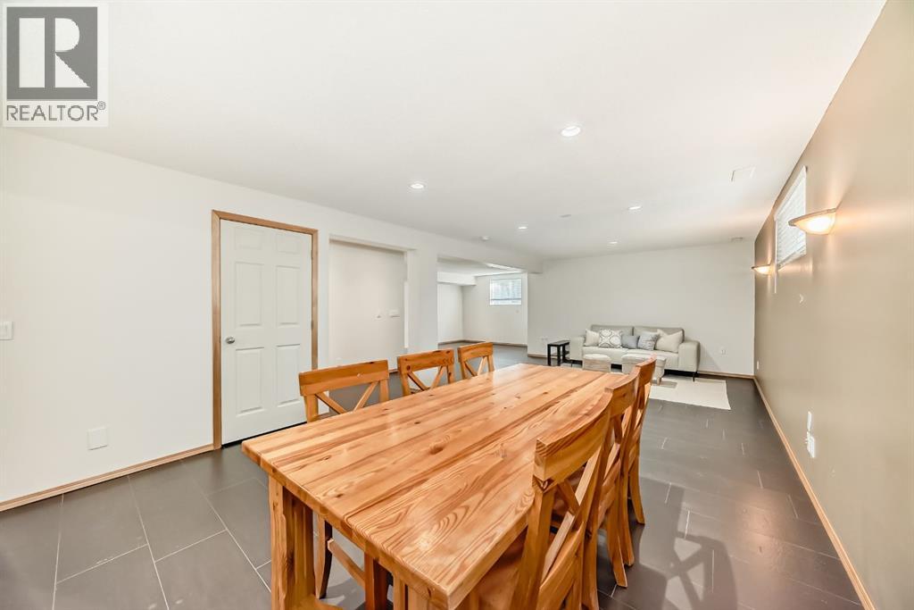 58 Panatella Lane Nw, Calgary, Alberta  T3K 6C5 - Photo 36 - A2267326