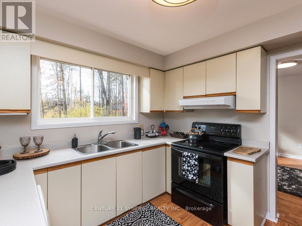 1423 Diamondview Road, Ottawa, Ontario  K0A 1L0 - Photo 11 - X12484920