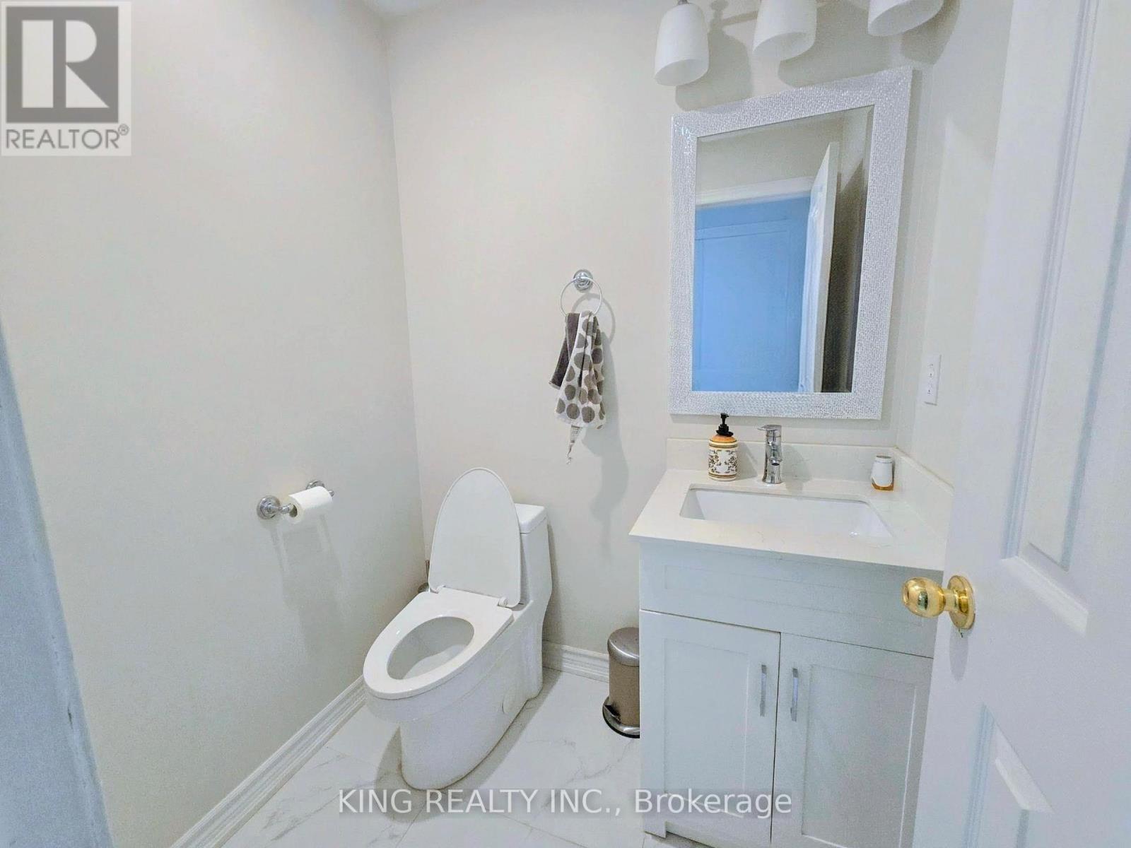 131 Royal Appian Crescent, Vaughan, Ontario  L4K 5L5 - Photo 11 - N12482922