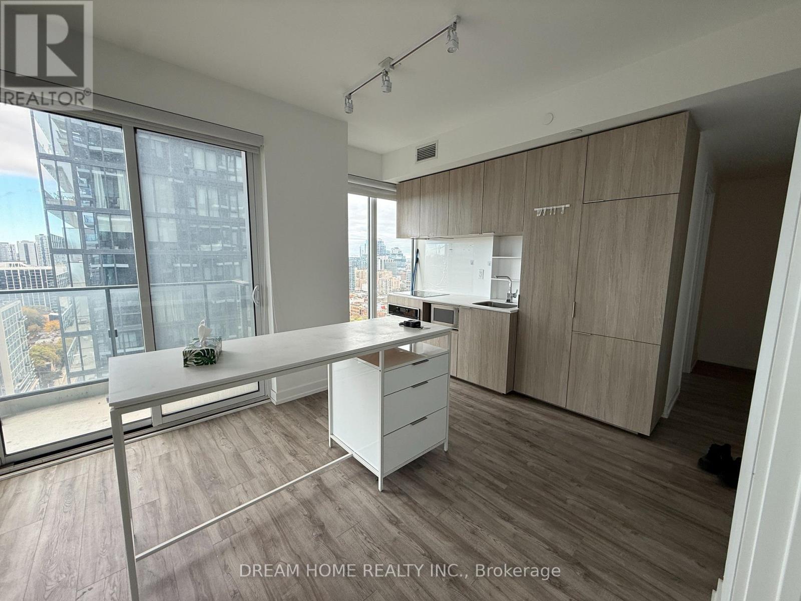 2310 - 77 Shuter Street, Toronto, Ontario  M5B 0B8 - Photo 7 - C12484916