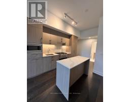 311 - 8 MANOR ROAD W, Toronto, Ontario