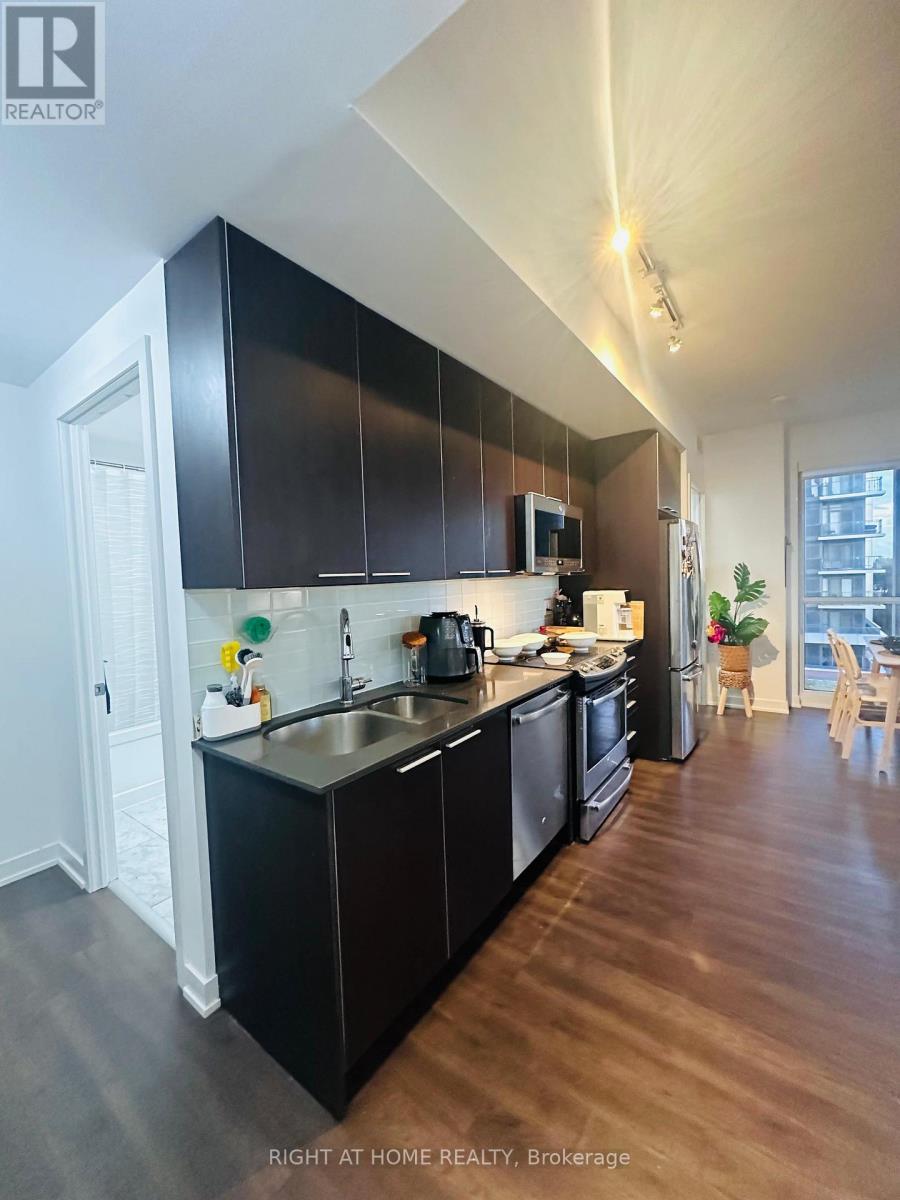 506 - 10 Park Lawn Road, Toronto, Ontario  M8V 0H9 - Photo 10 - W12484927