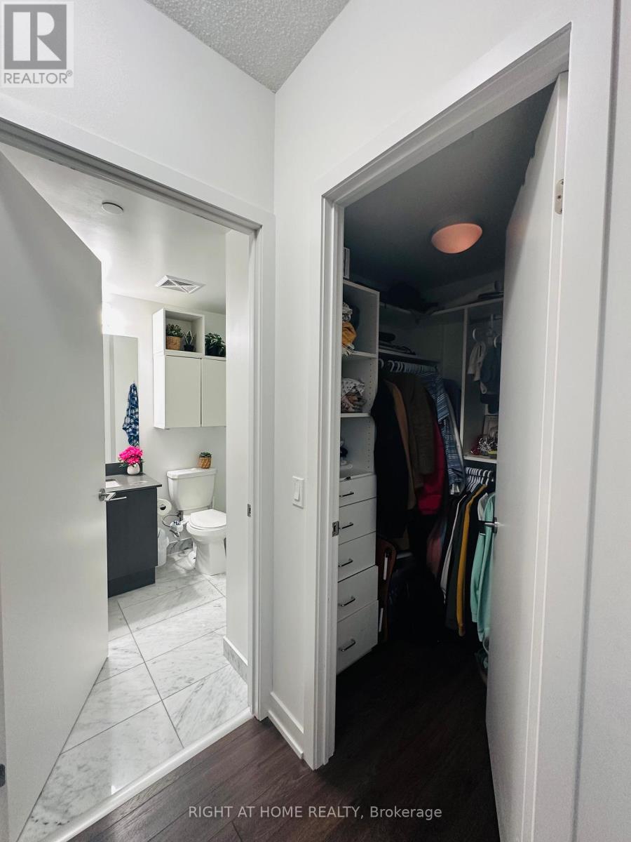 506 - 10 Park Lawn Road, Toronto, Ontario  M8V 0H9 - Photo 16 - W12484927