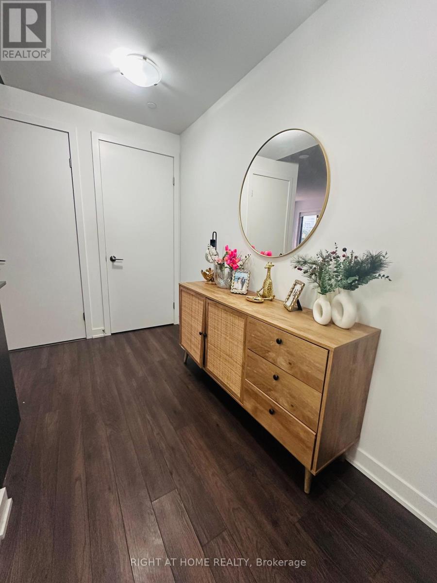 506 - 10 Park Lawn Road, Toronto, Ontario  M8V 0H9 - Photo 8 - W12484927