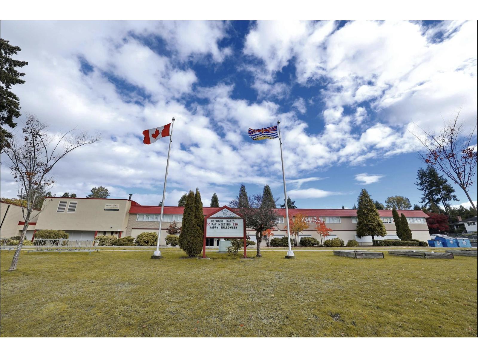 8824 Russell Drive, Delta, British Columbia  V4C 4P7 - Photo 7 - R3062152