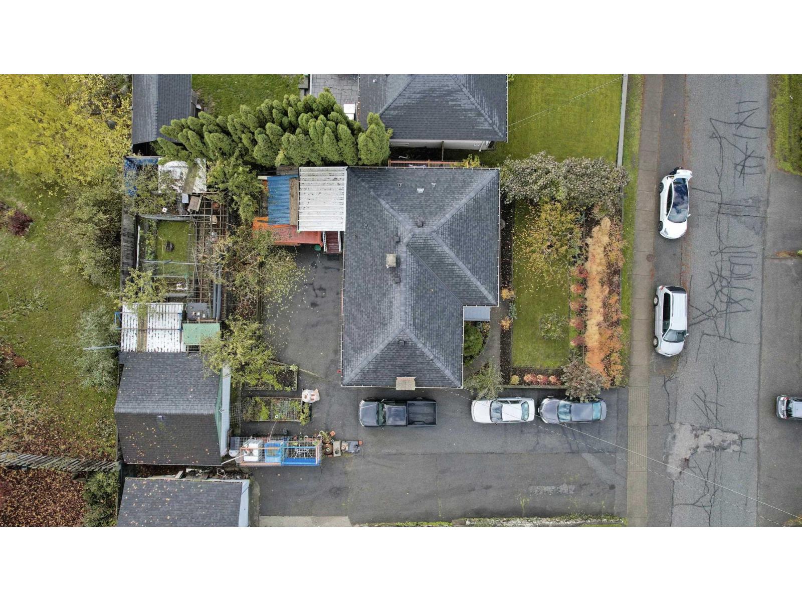 8824 Russell Drive, Delta, British Columbia  V4C 4P7 - Photo 2 - R3062152