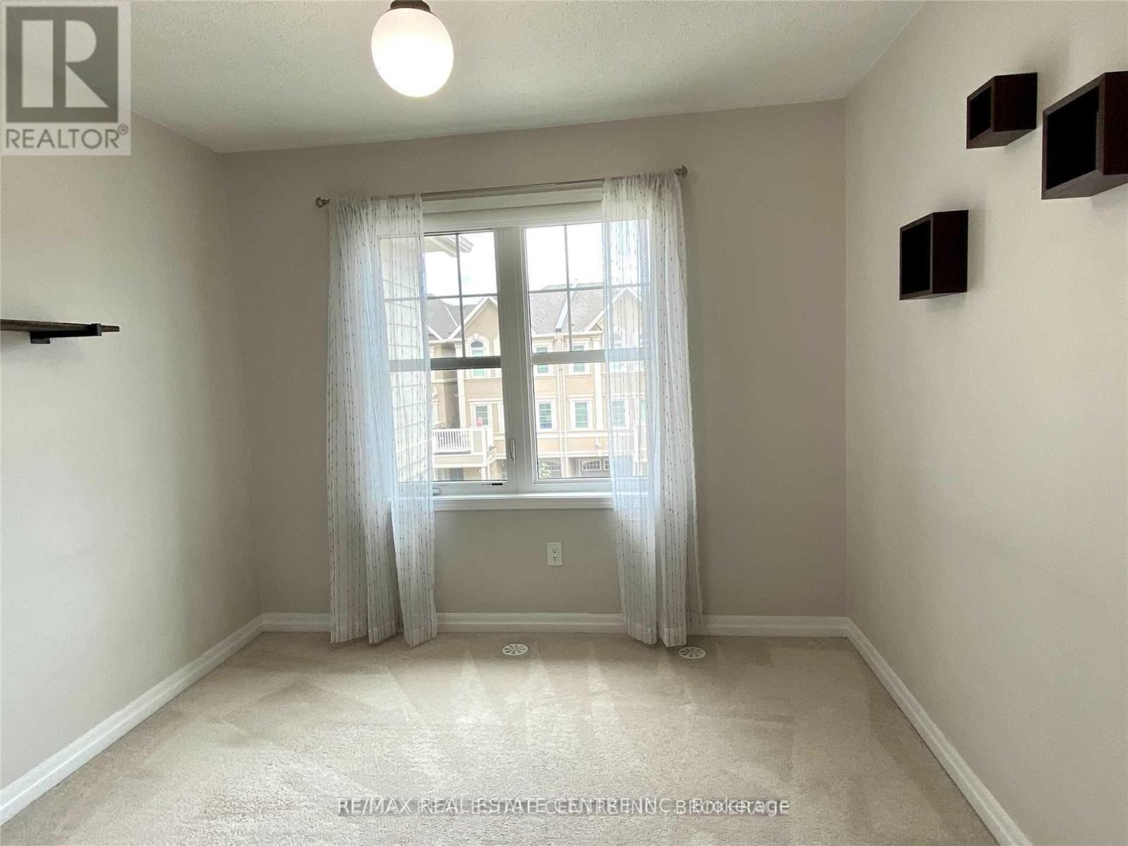 3088 Mistletoe Gardens, Oakville, Ontario  L6M 0Z5 - Photo 9 - W12484735