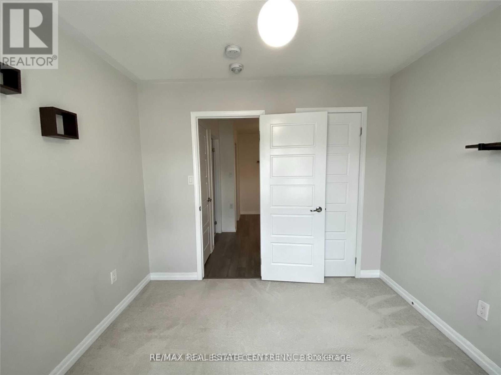 3088 Mistletoe Gardens, Oakville, Ontario  L6M 0Z5 - Photo 8 - W12484735