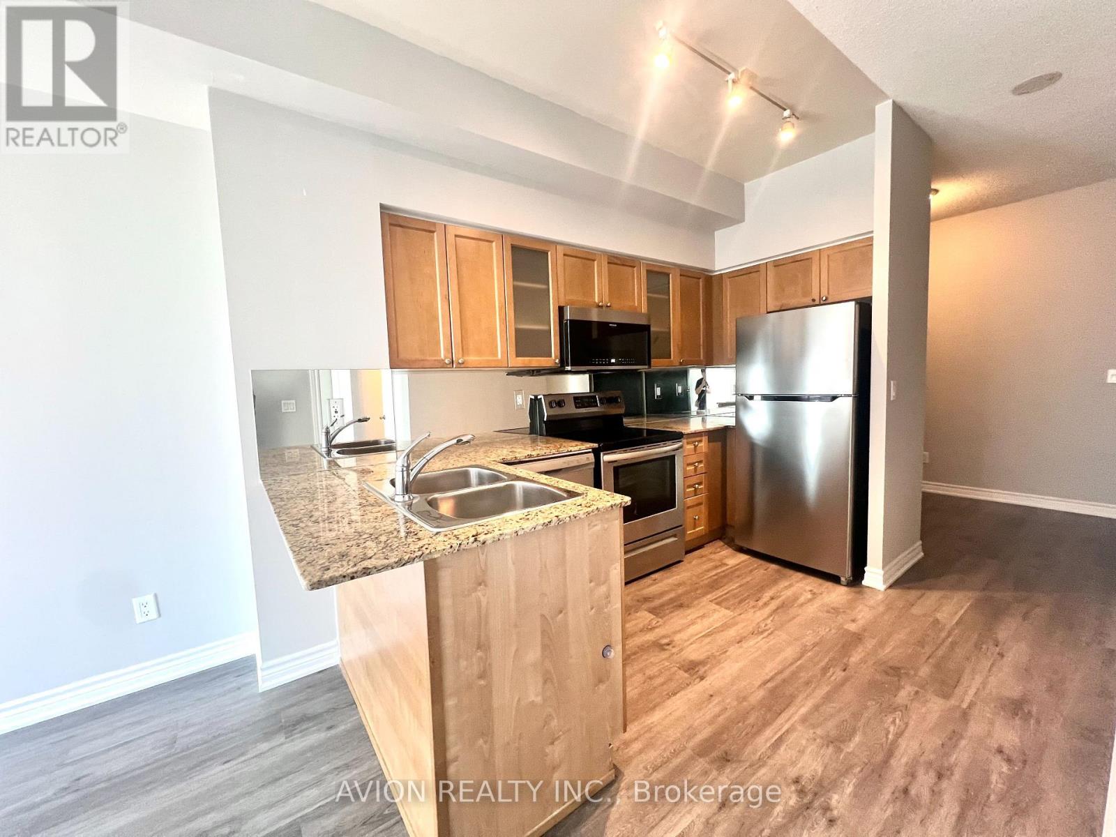 2610 - 761 Bay Street, Toronto, Ontario  M5G 2R2 - Photo 3 - C12484932