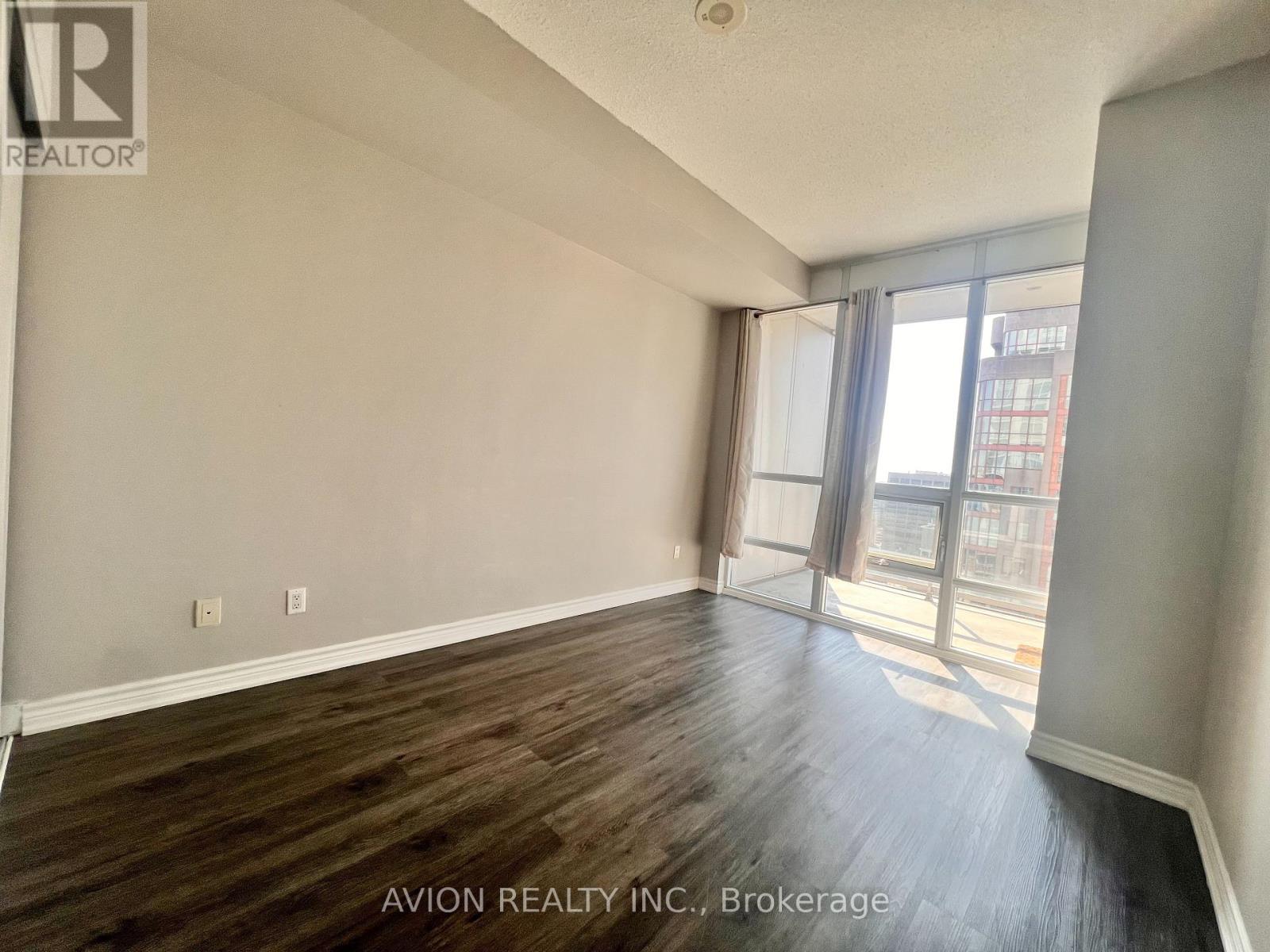2610 - 761 Bay Street, Toronto, Ontario  M5G 2R2 - Photo 9 - C12484932