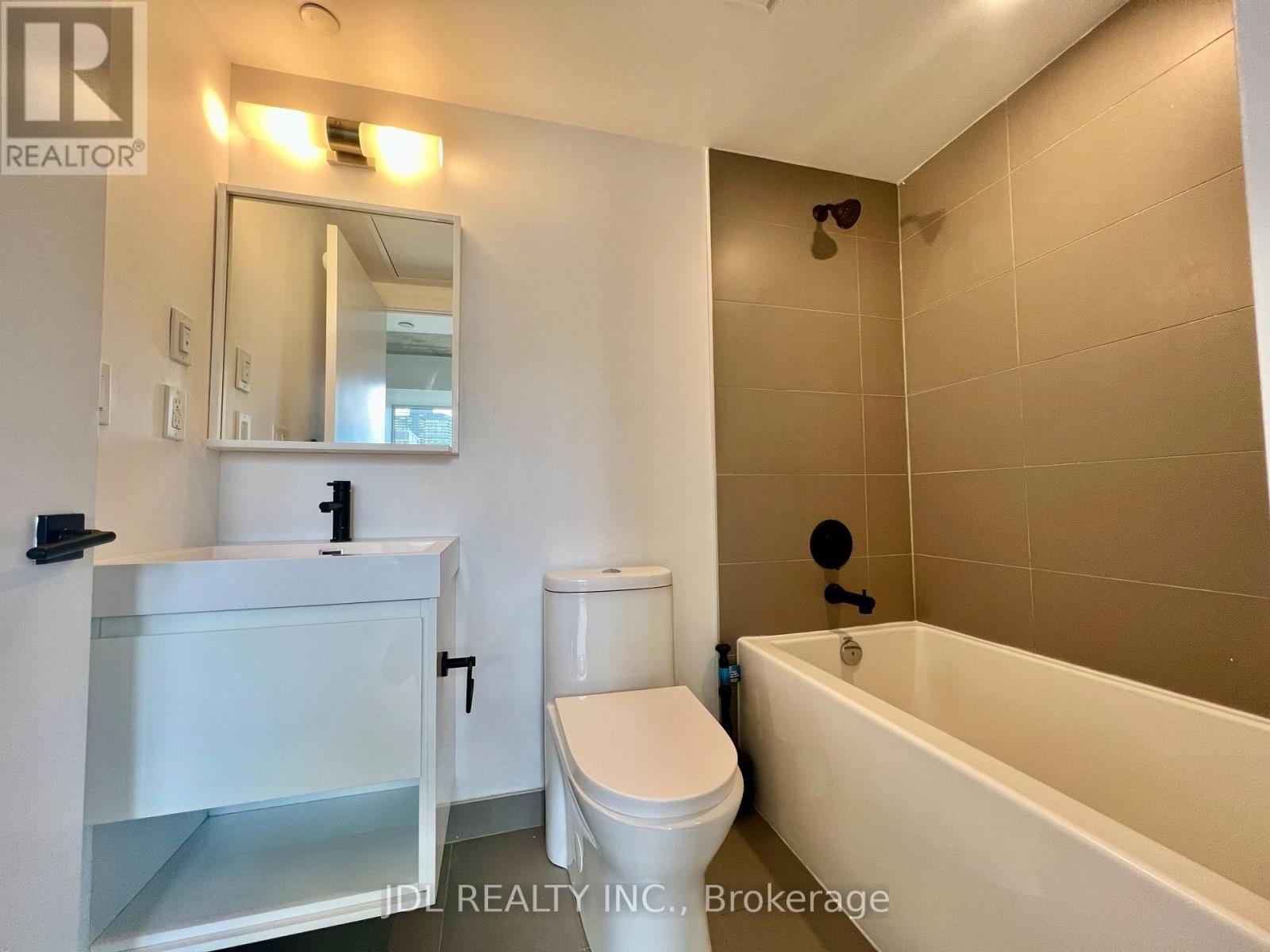 802 - 2 Augusta Avenue, Toronto, Ontario  M5V 0T3 - Photo 7 - C12484935