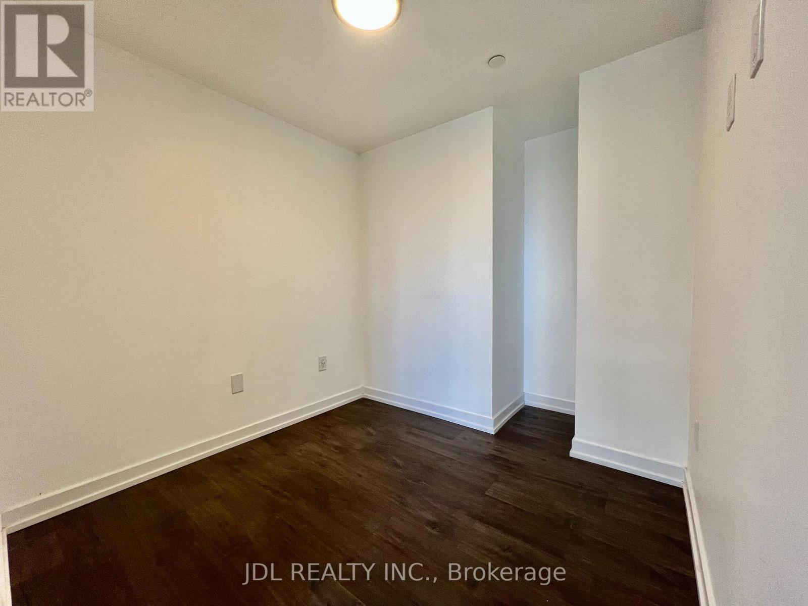 802 - 2 Augusta Avenue, Toronto, Ontario  M5V 0T3 - Photo 8 - C12484935