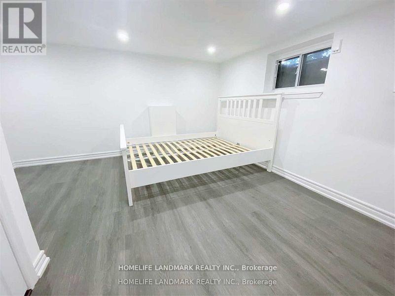 840 Davenport Road, Toronto, Ontario  M6G 2B6 - Photo 2 - C12484945