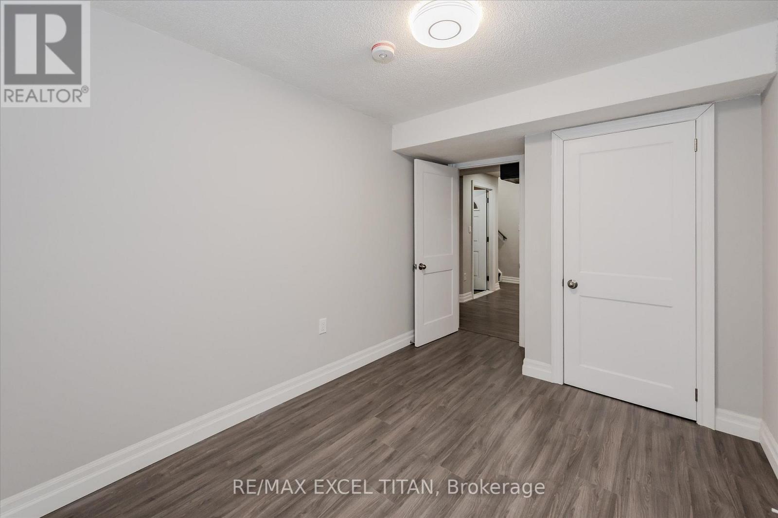 Basement - 498 Thomas Slee Drive, Kitchener, Ontario  N2P 2Y1 - Photo 10 - X12448368