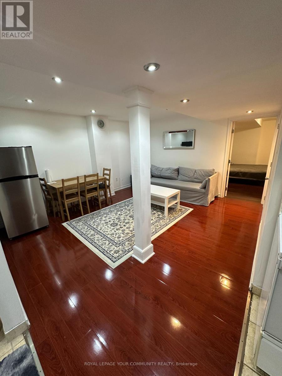 Lower - 51 Long Point Drive, Richmond Hill, Ontario  L4E 3W8 - Photo 12 - N12470466