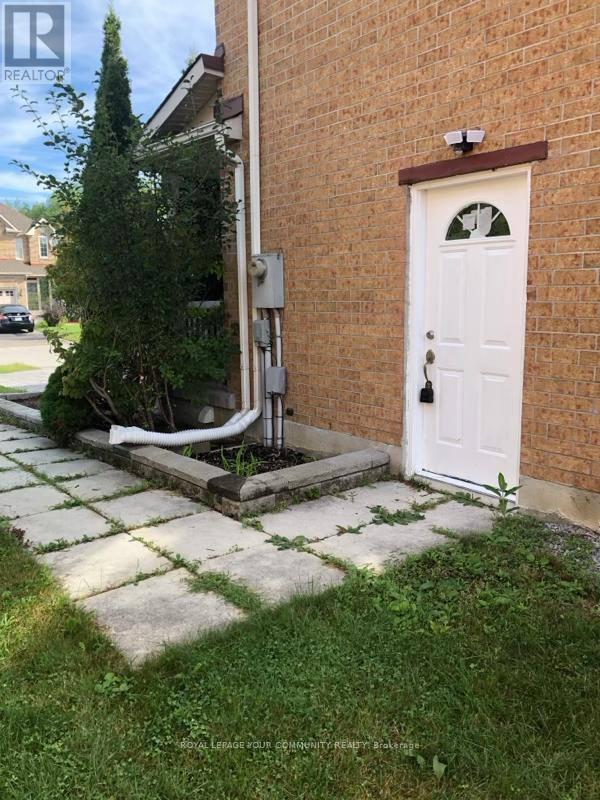 Lower - 51 Long Point Drive, Richmond Hill, Ontario  L4E 3W8 - Photo 3 - N12470466