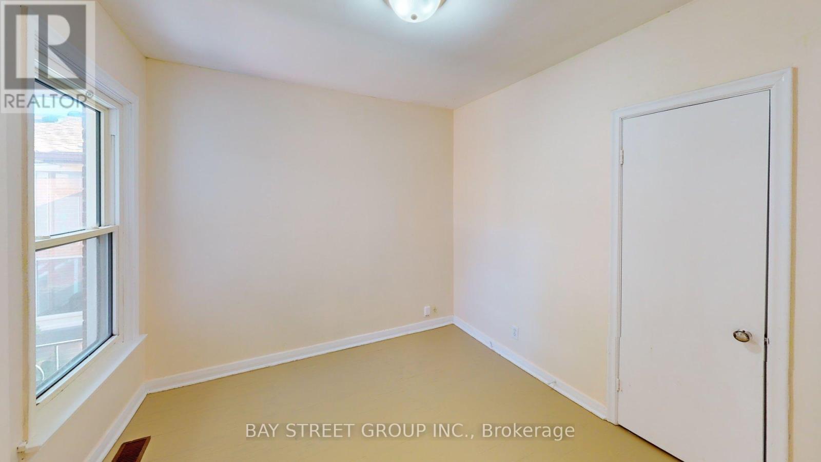 Main - 106 Wye Valley Road, Toronto, Ontario  M1P 2A8 - Photo 11 - E12484939