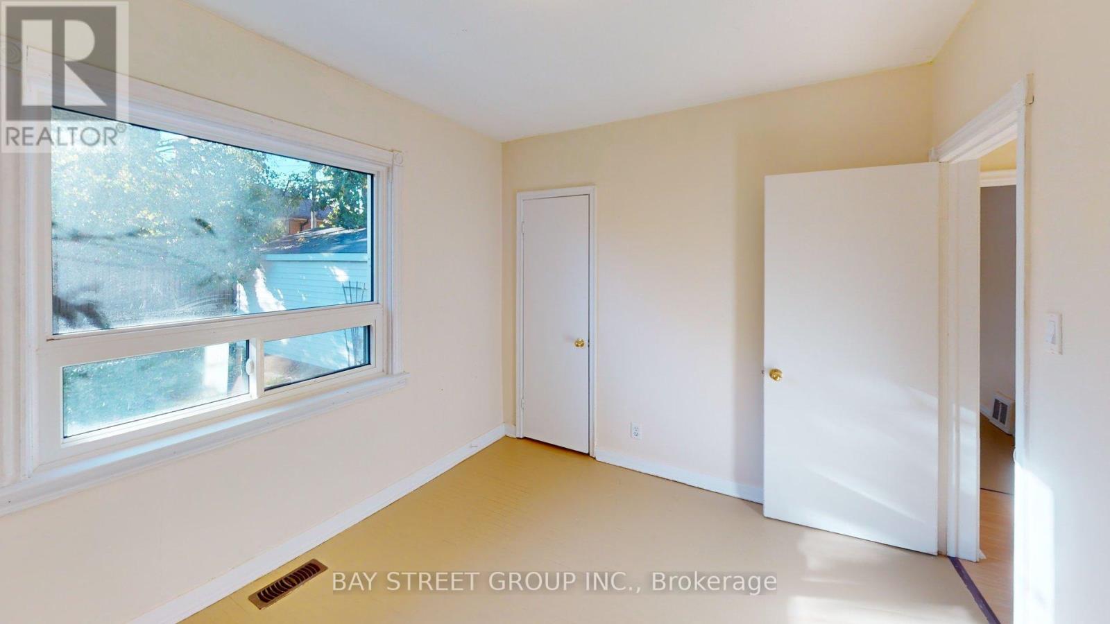 Main - 106 Wye Valley Road, Toronto, Ontario  M1P 2A8 - Photo 13 - E12484939