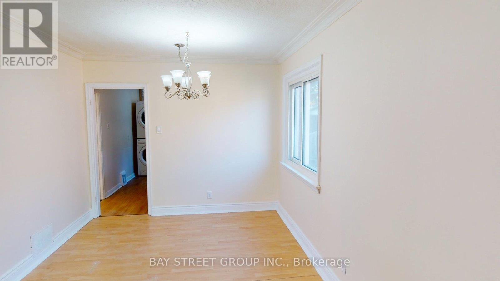 Main - 106 Wye Valley Road, Toronto, Ontario  M1P 2A8 - Photo 3 - E12484939
