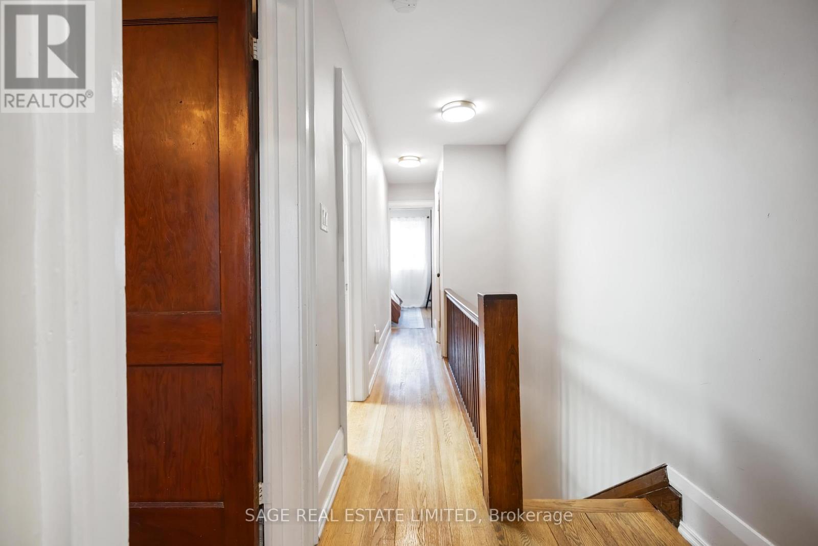 552 Victoria Park Avenue, Toronto, Ontario  M4E 3T5 - Photo 30 - E12484947