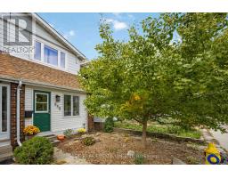 552 Victoria Park Avenue, Toronto (East End-Danforth), Ca