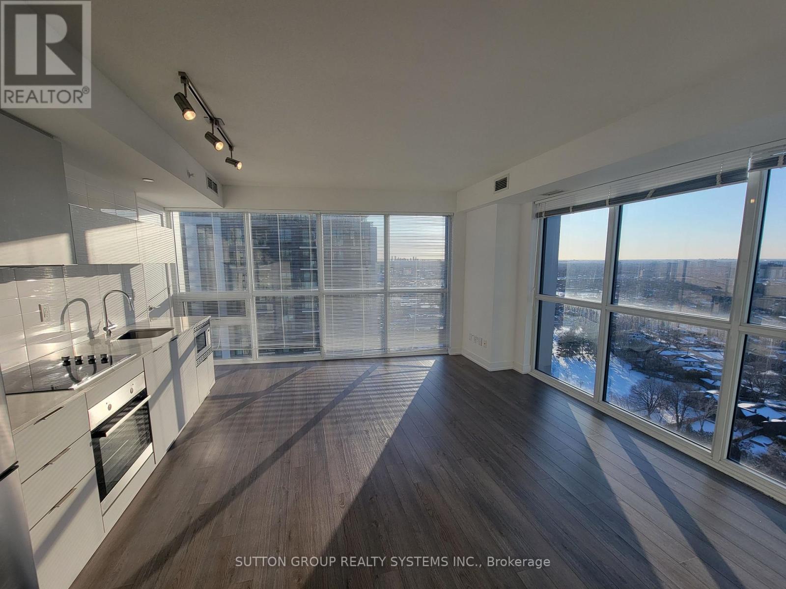 2402 - 20 Thomas Riley Road, Toronto, Ontario  M9B 1B3 - Photo 4 - W12484942