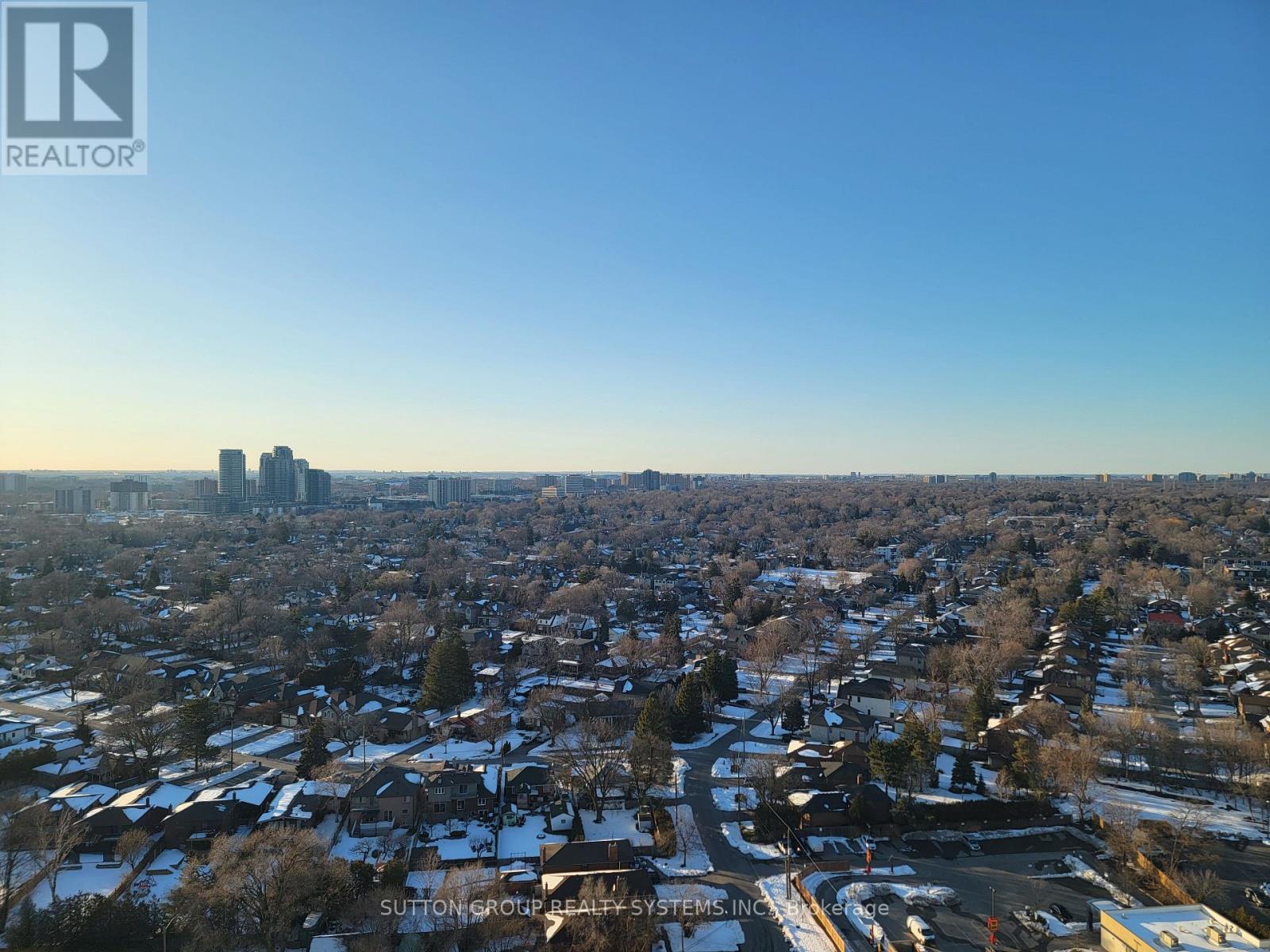 2402 - 20 Thomas Riley Road, Toronto, Ontario  M9B 1B3 - Photo 5 - W12484942