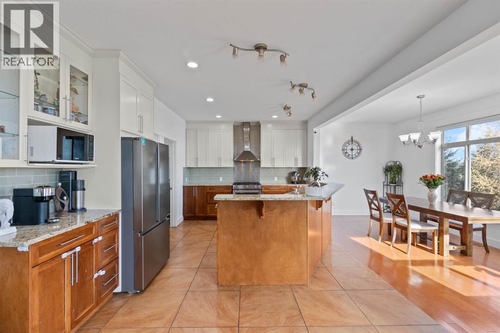 332 Kinniburgh Boulevard, Chestermere, Alberta  T1X 0P4 - Photo 14 - A2263648