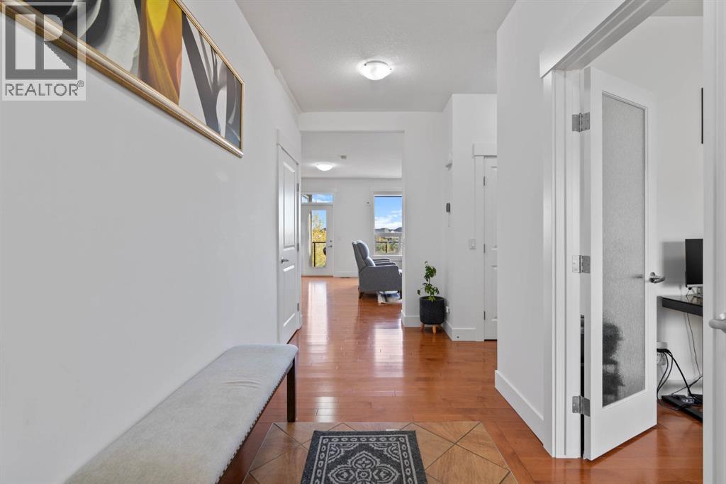 332 Kinniburgh Boulevard, Chestermere, Alberta  T1X 0P4 - Photo 7 - A2263648