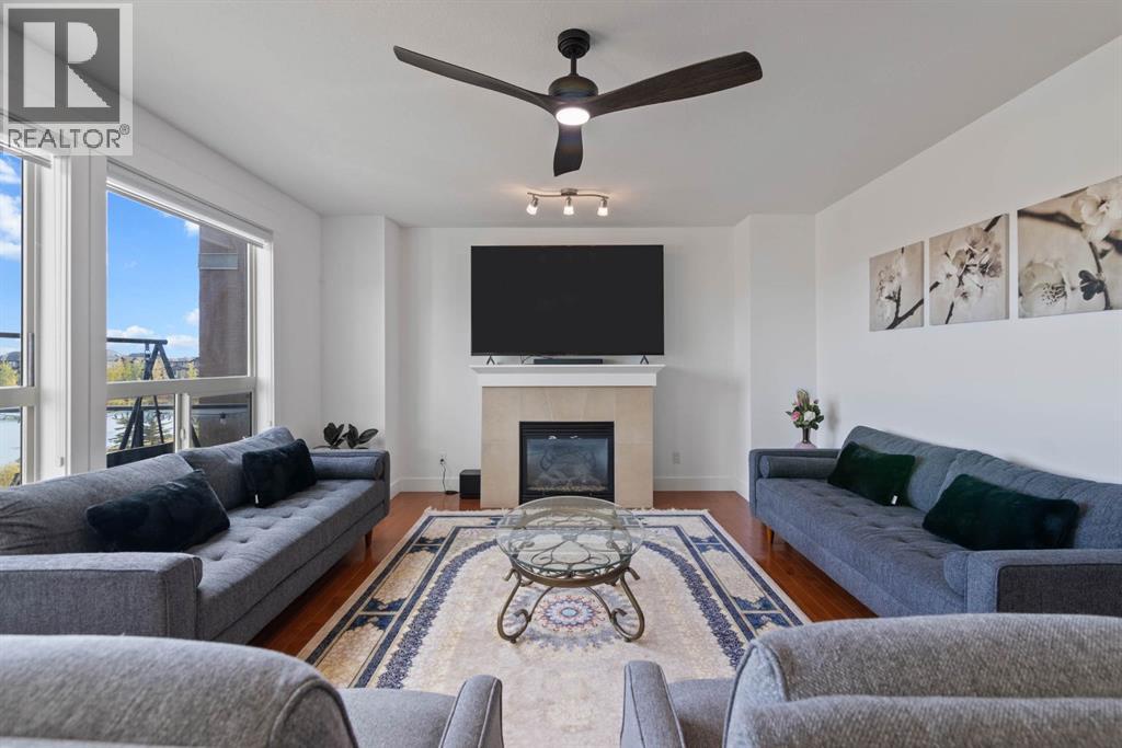 332 Kinniburgh Boulevard, Chestermere, Alberta  T1X 0P4 - Photo 10 - A2263648